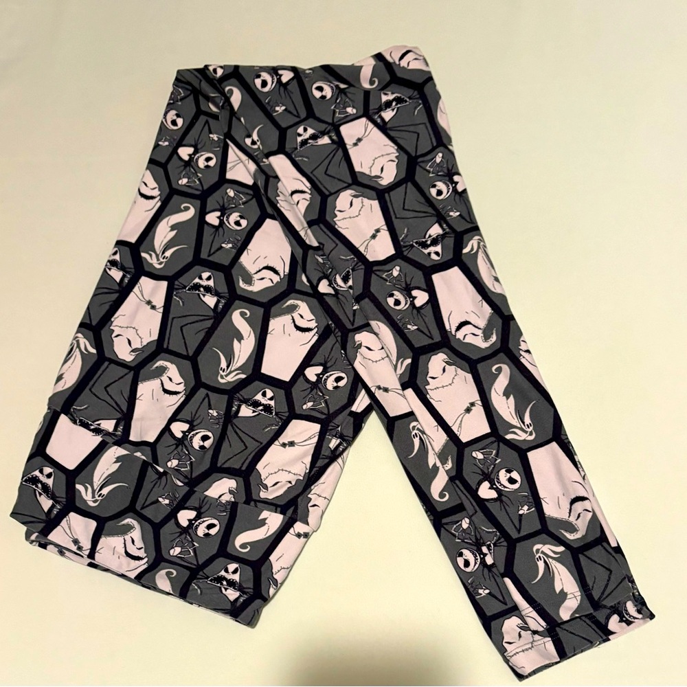 LuLaRoe Nightmare Before Christmas Leggins - Tall & Curvy
